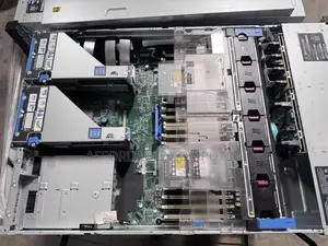 Server HP ProLiant DL380 Gen10 32GB Intel Xeon HDD+SSD 3T