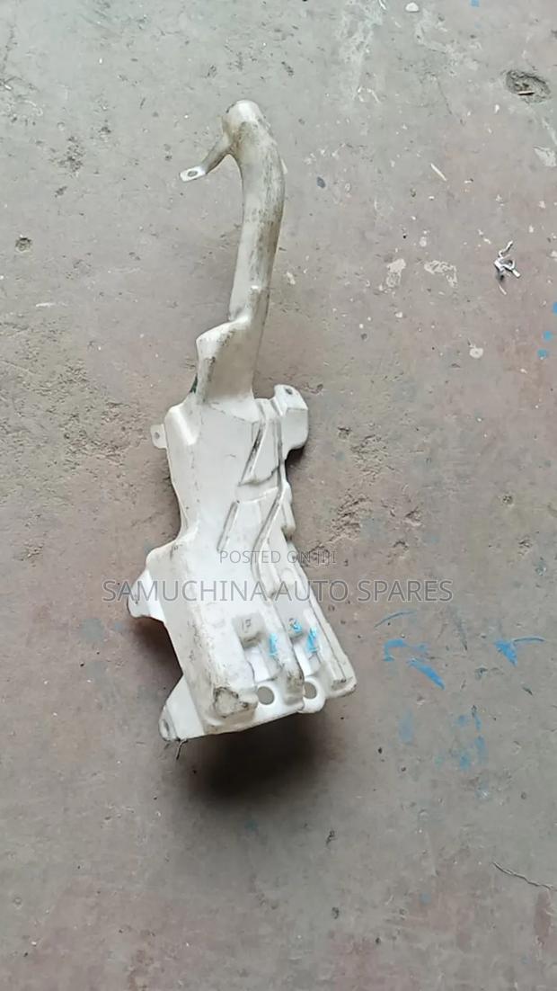 Washer Bottle Toyota Rav4 Aca21