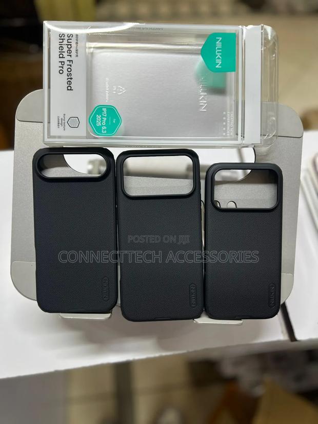 iPhone 17 Pro Max Nillkin Case - main view