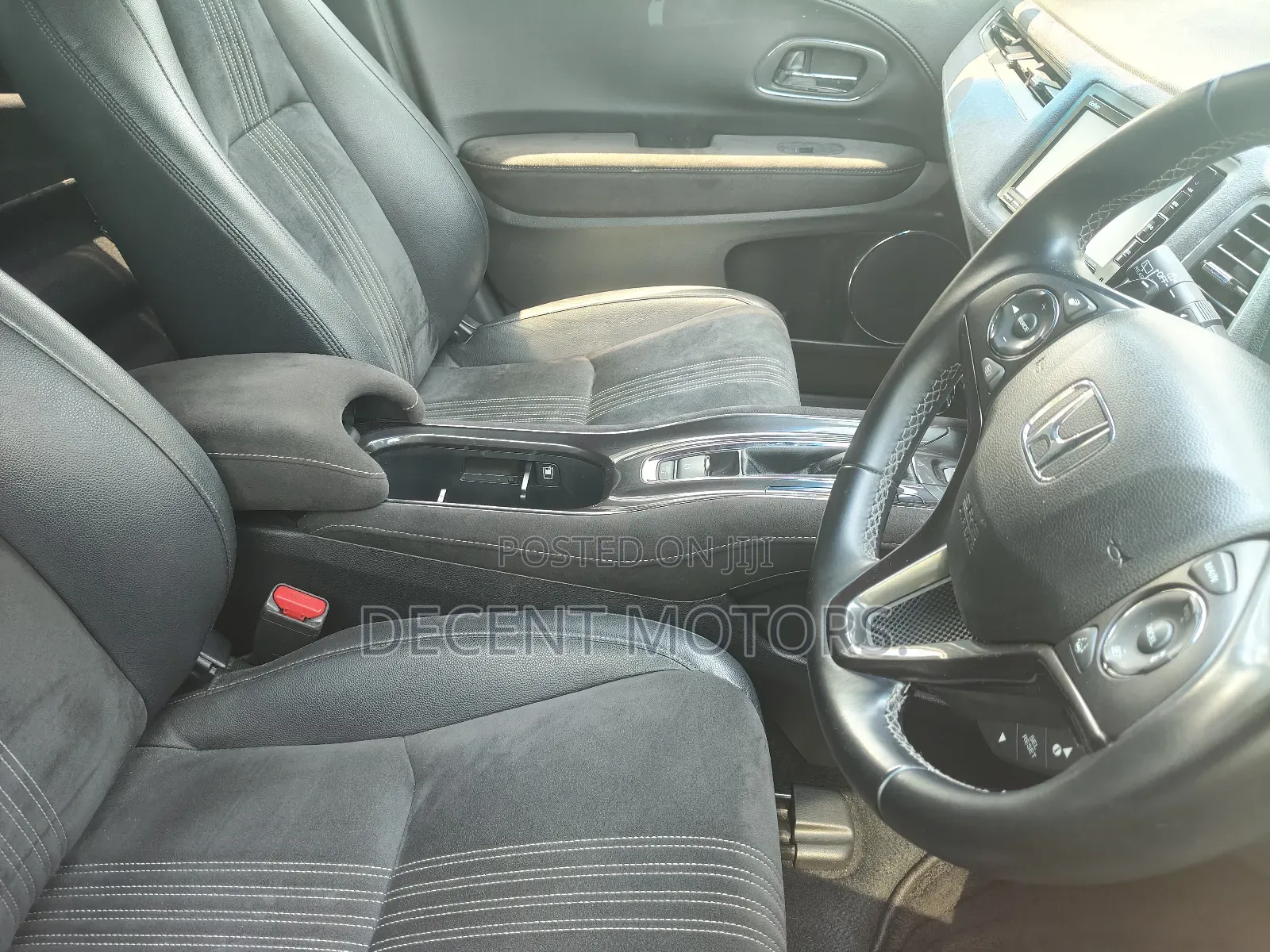 Honda Vezel 1.5 2WD 172 hp 2019 Red