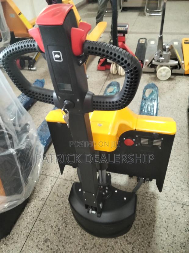 2ton Japan Electric Stacker - thumbnail 3