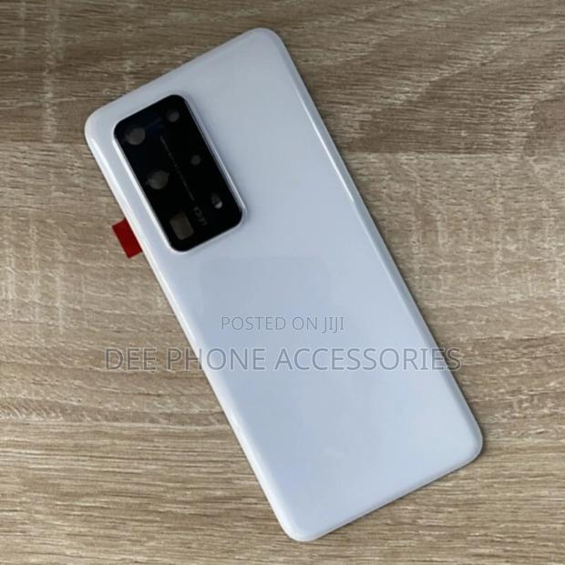 Huawei P 40 Pro Back Panel Replacement - thumbnail 3
