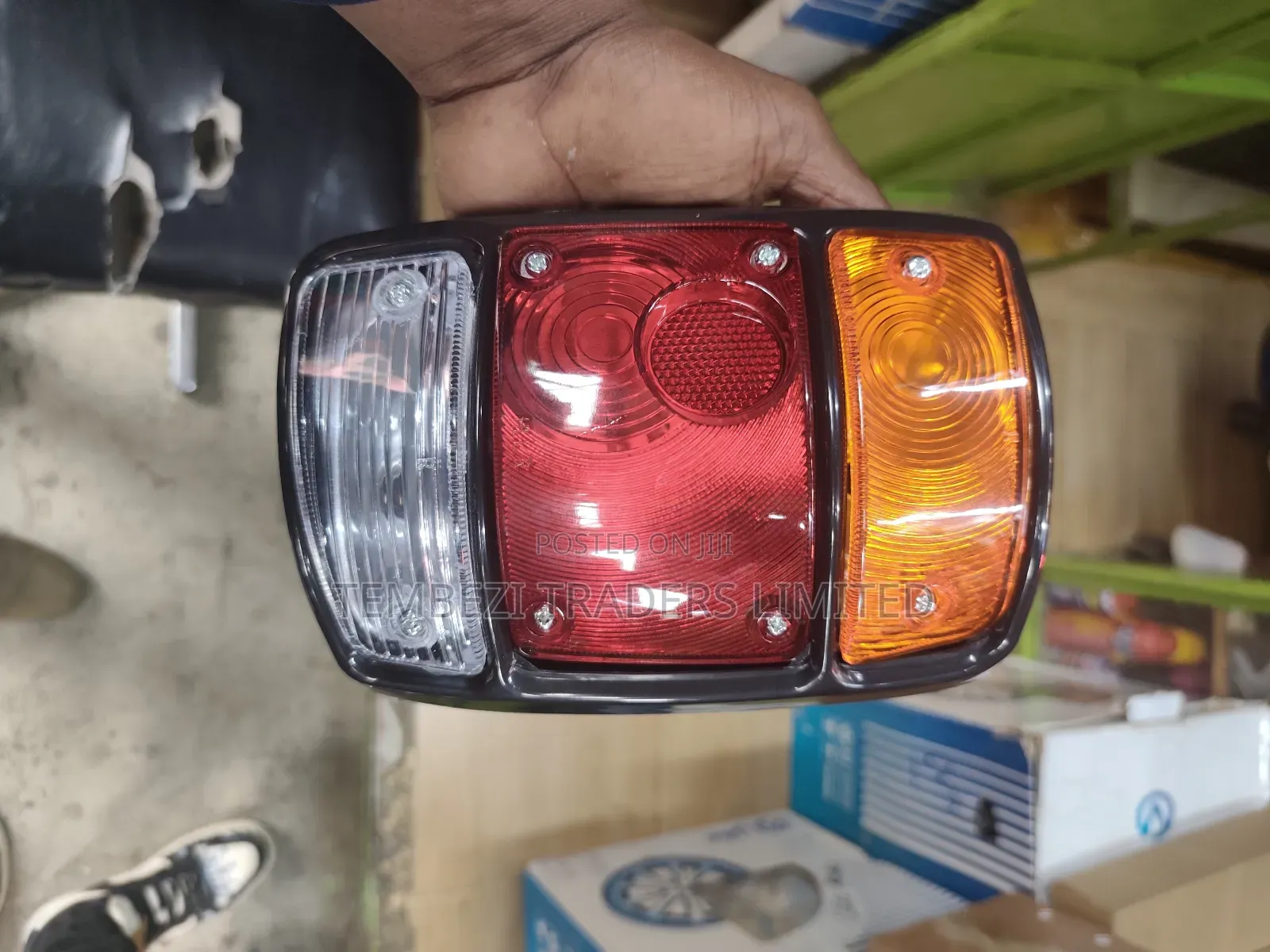 Backlight/Taillight Datsun 1200