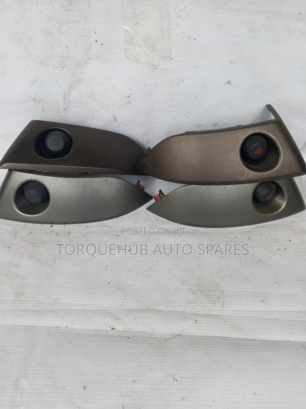Toyota Rav4/ Vanguard Dashboard Vent