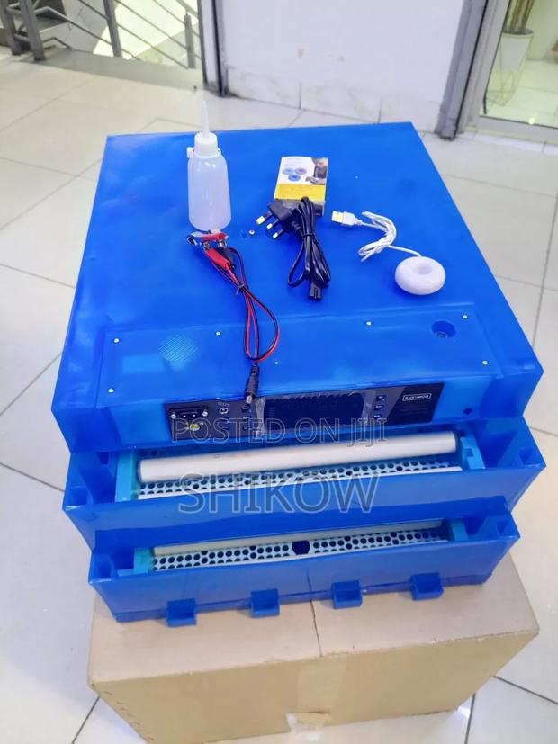 128eggs Smart Egg Incubator With Dual Power Source - main view