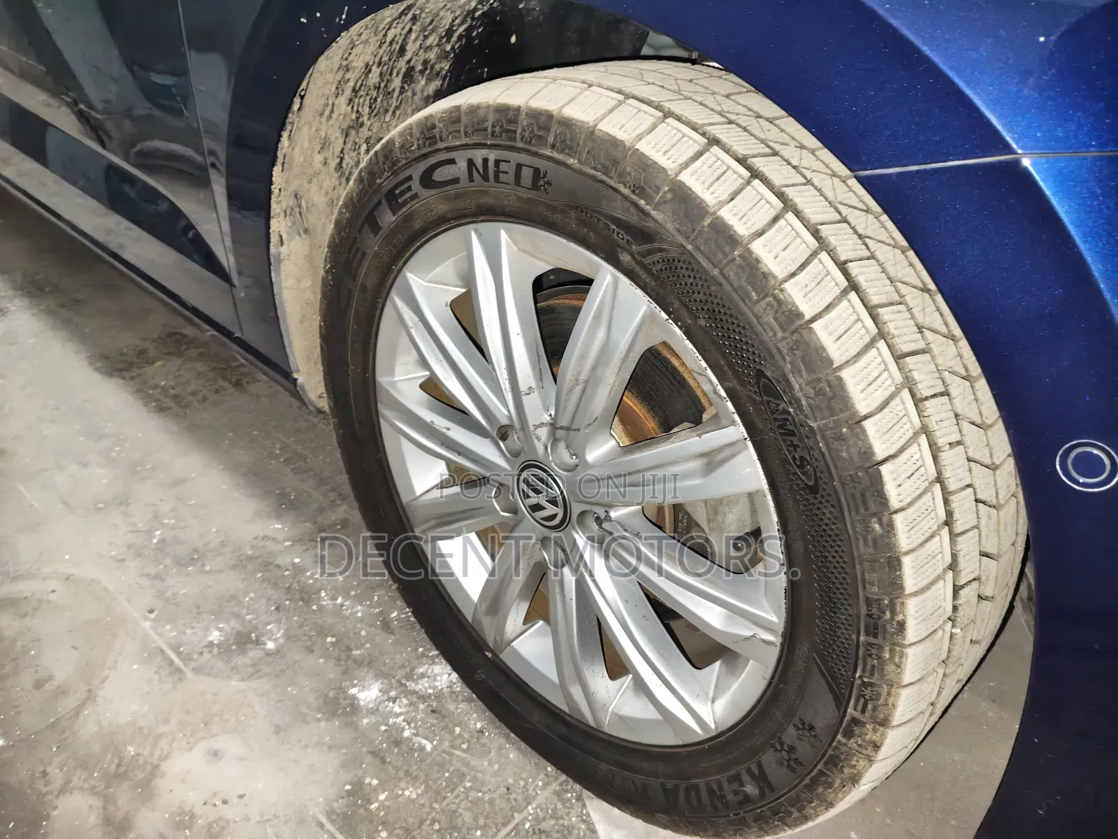 Volkswagen Touran 2018 Blue