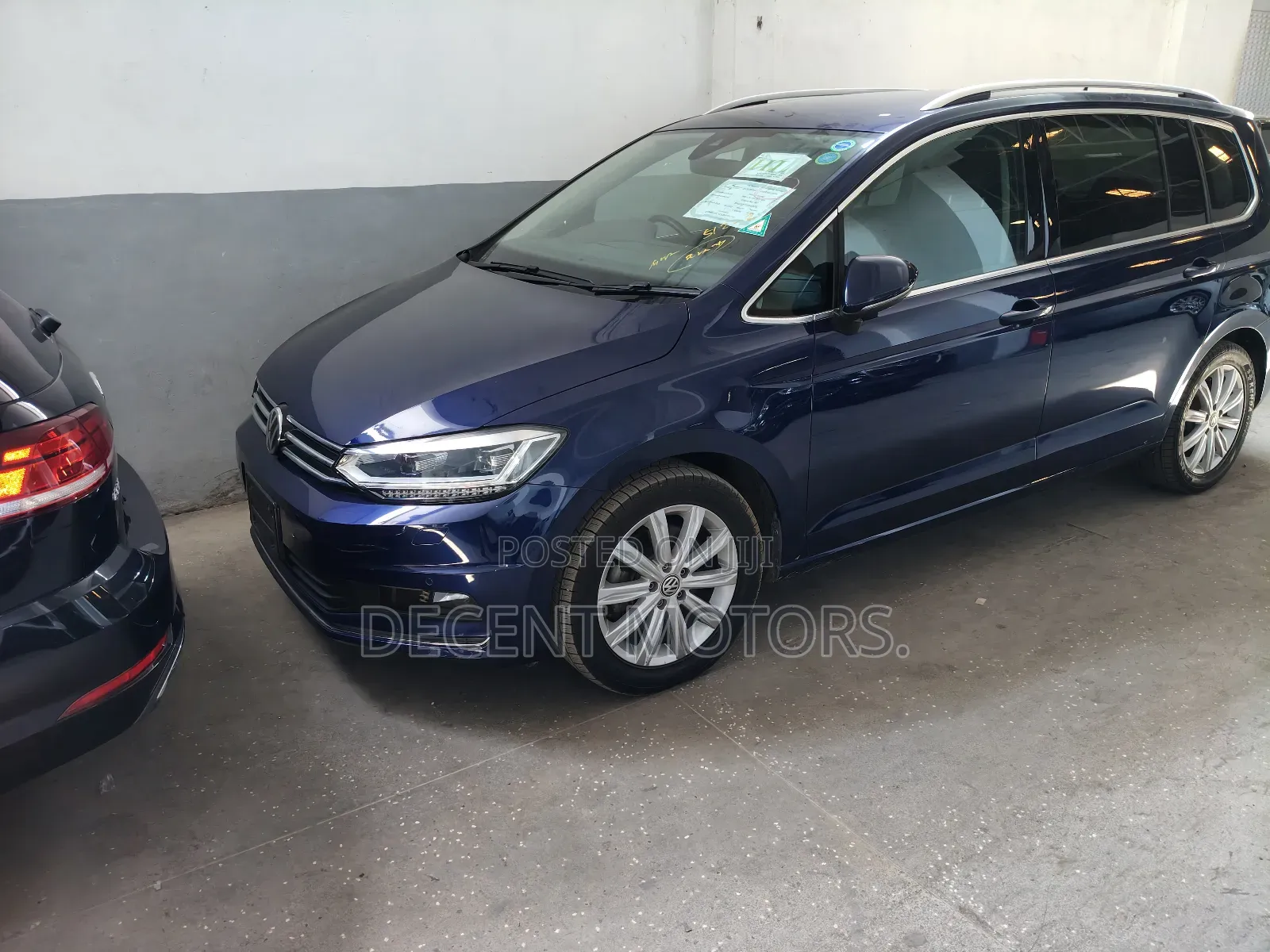 Volkswagen Touran 2018 Blue