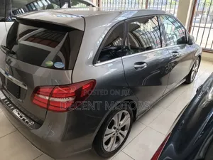 Mercedes-Benz B-Class B180 Petrol 2018 Gray