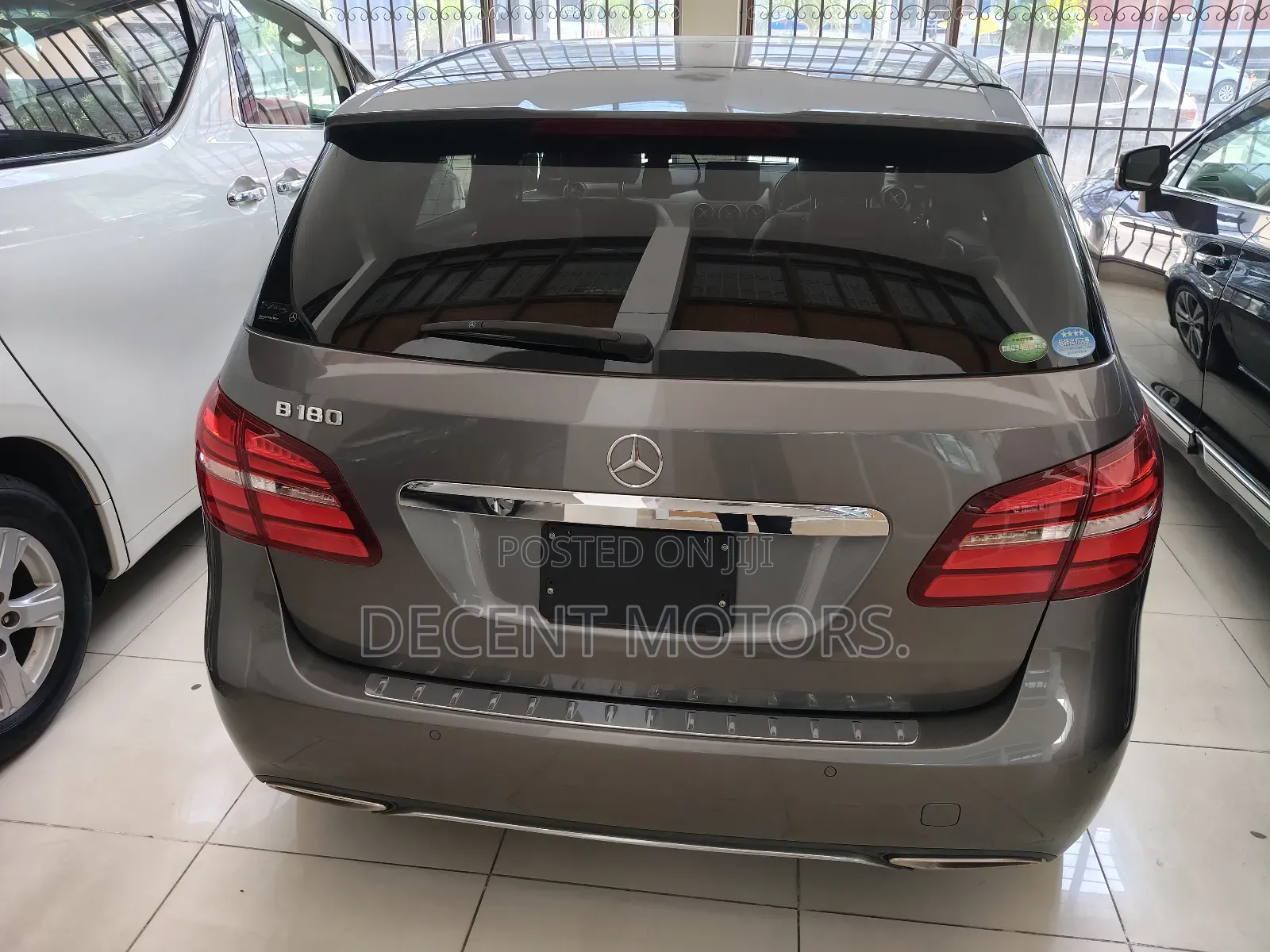 Mercedes-Benz B-Class B180 Petrol 2018 Gray