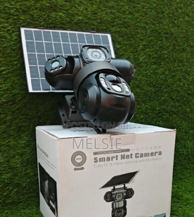 4g Triple Lens Floodlight Solar Camera - Weather-Dependent Performance - main view