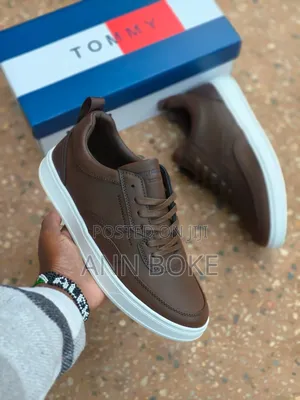 Casual
Size: 40-45
Available
