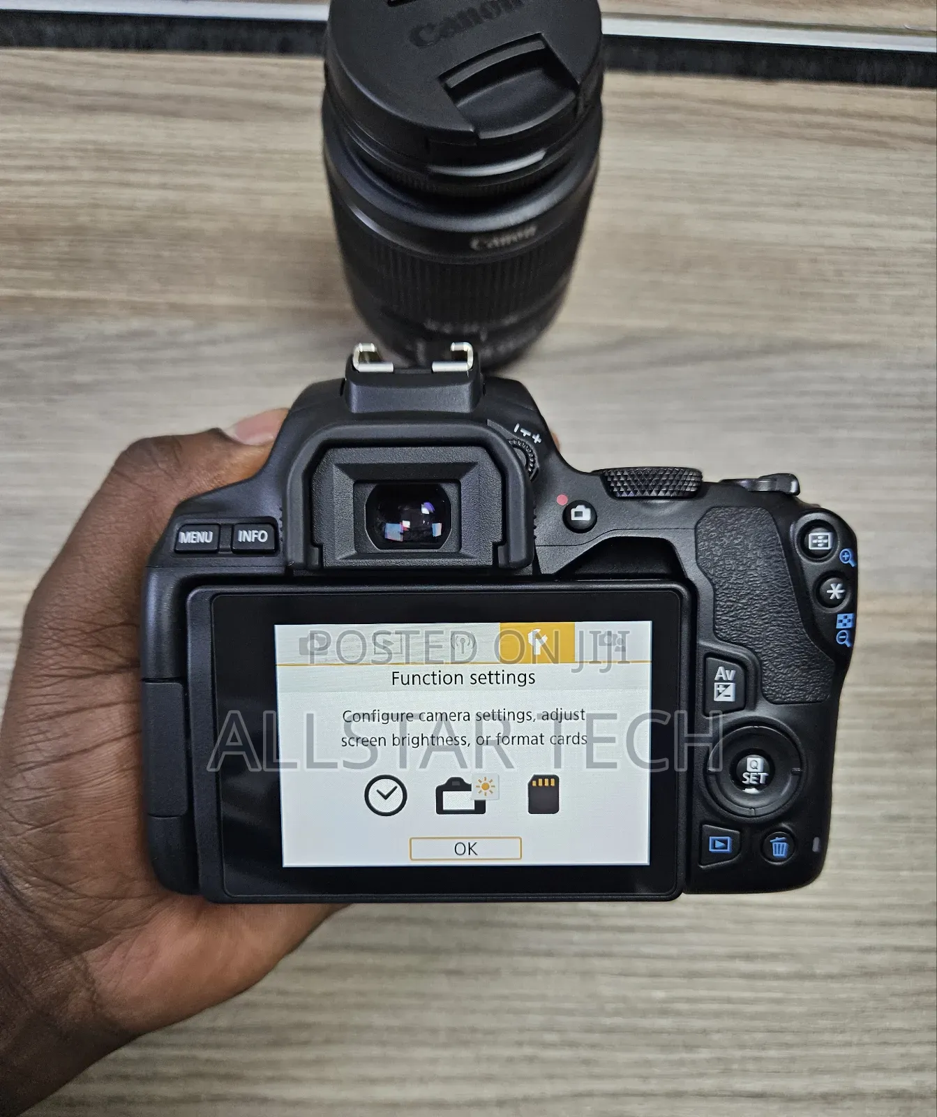 Canon 250d Plus Kit Lens 18-55mm