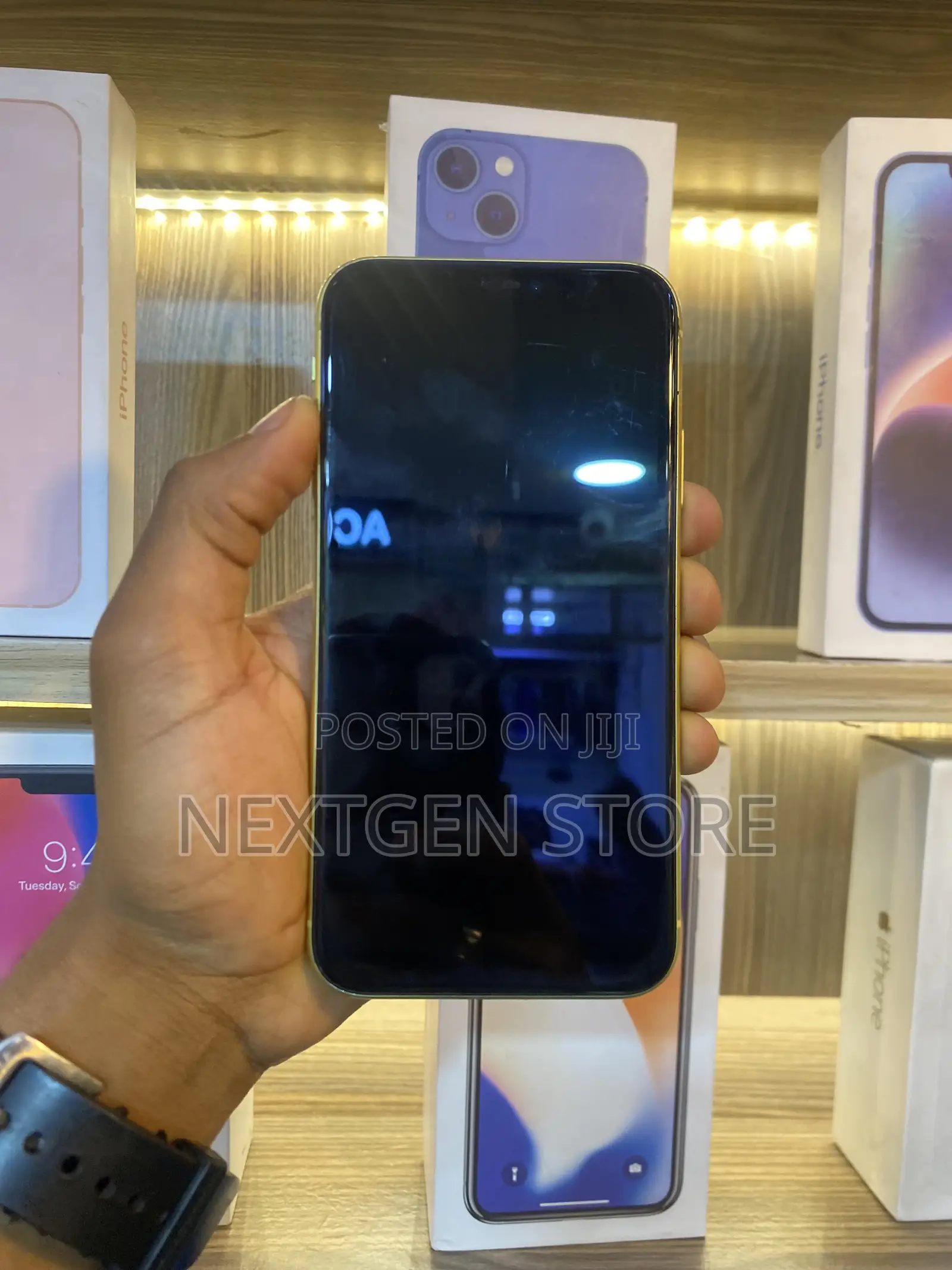 Apple iPhone 11 128 GB Yellow