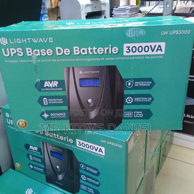 Lightwave 3000va Battery Backup Ups - thumbnail 3