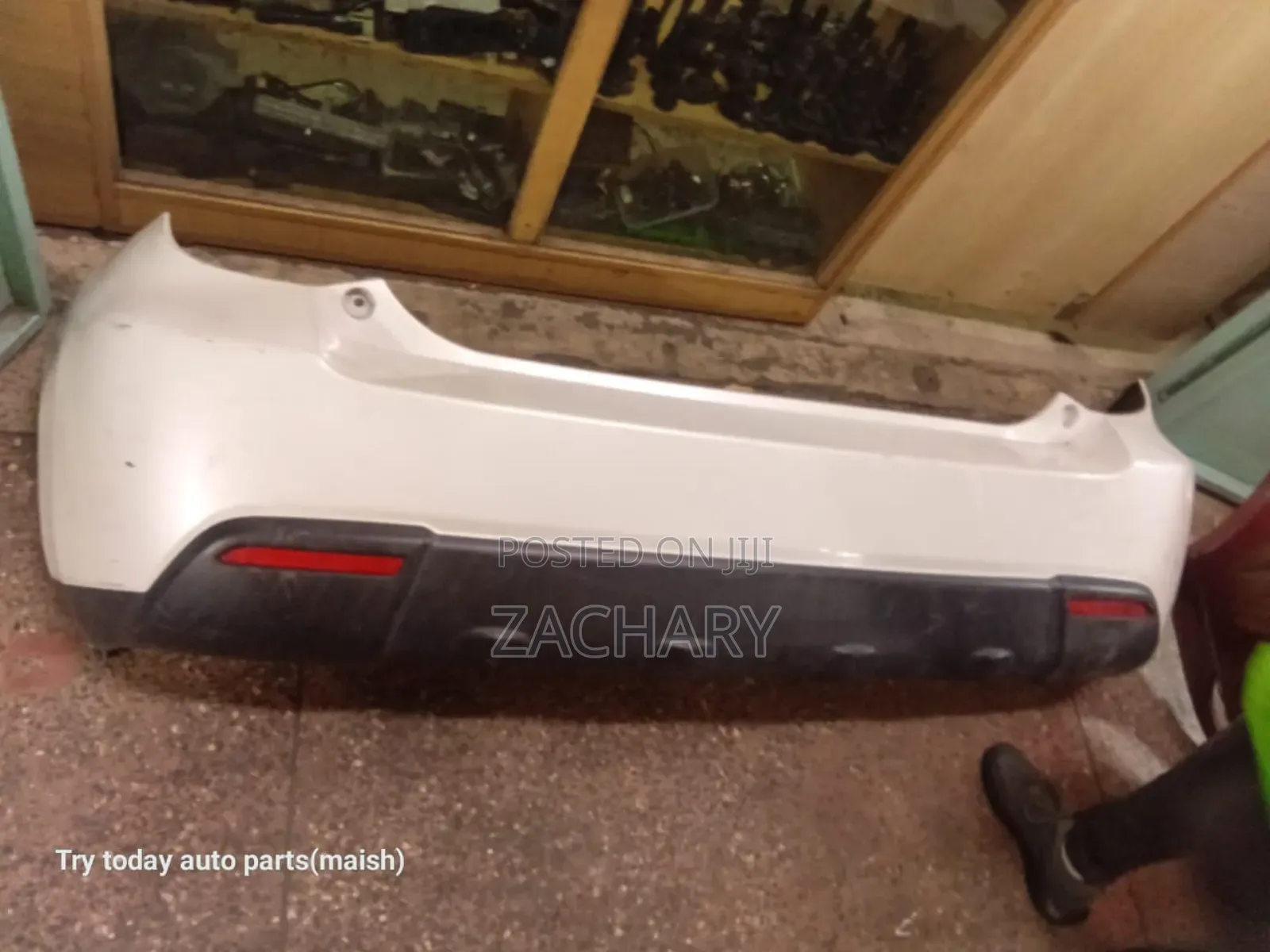 Ist 2013/2015 Back Bumper