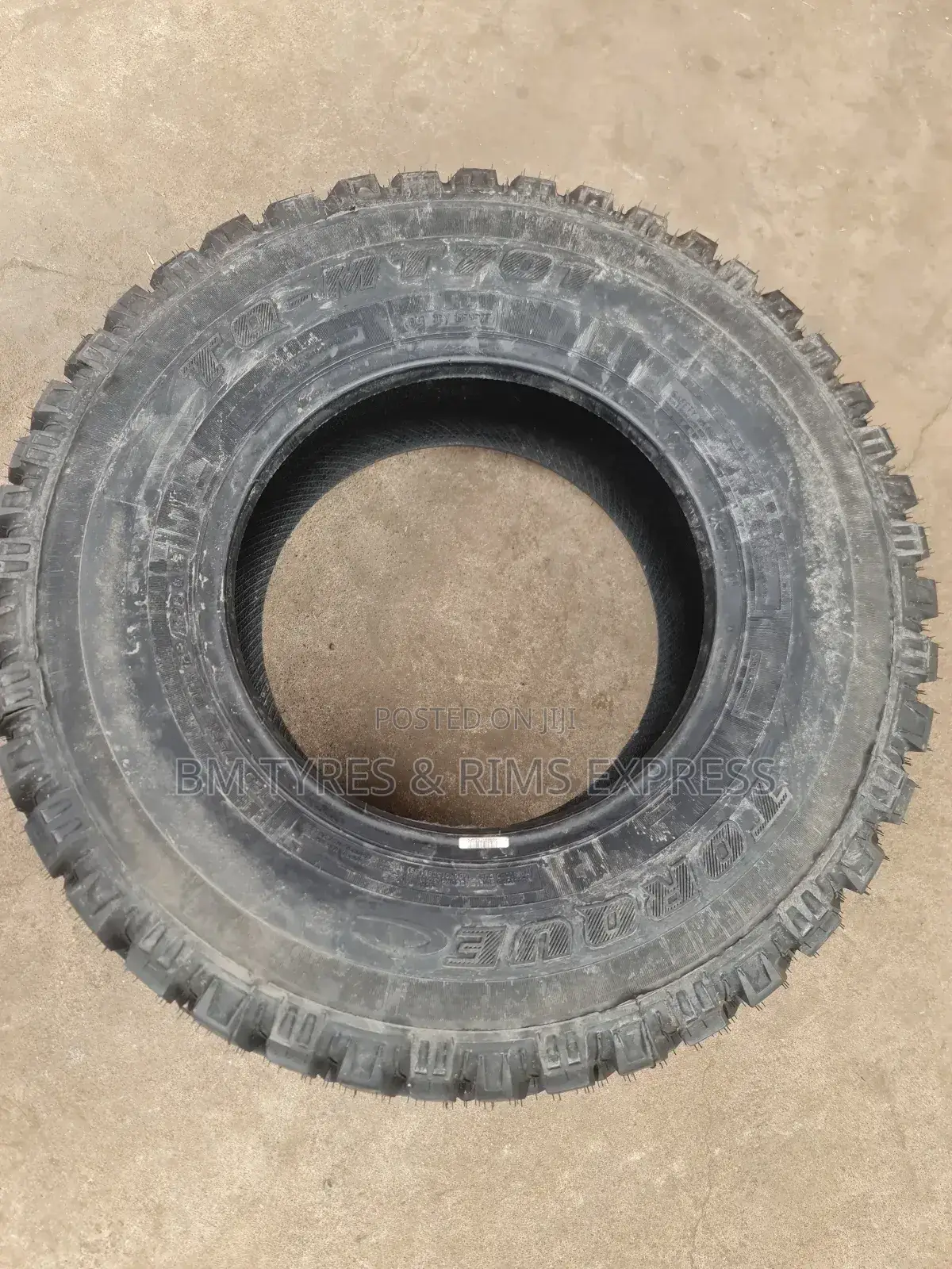 265 /75 R16 Torque Tyres (Mud Terrrain) Commercial