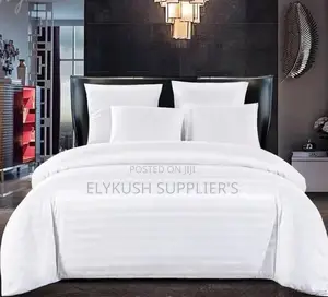 Stripped Duvet Covers

6x7