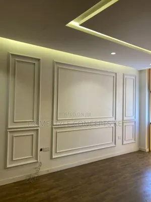 Wainscoting Moldings Panels for Luxurious Walls