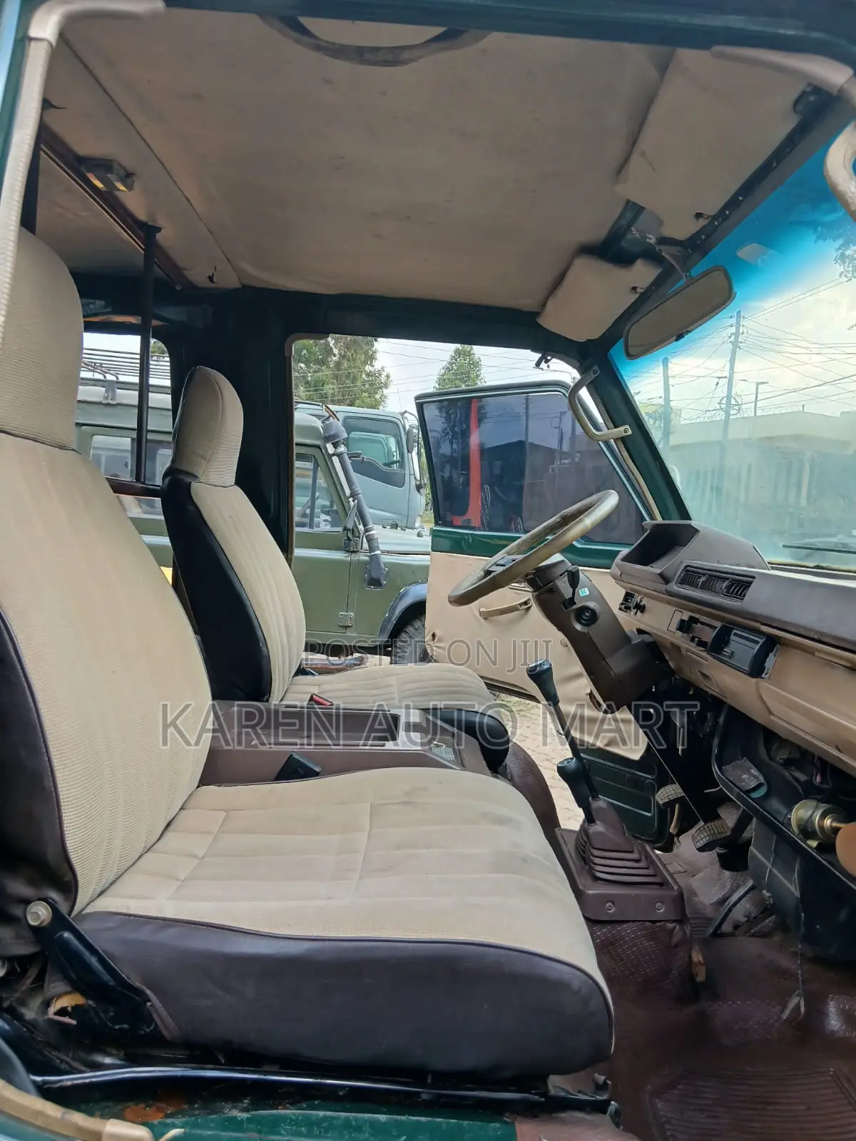 Mitsubishi L300 1986 Green