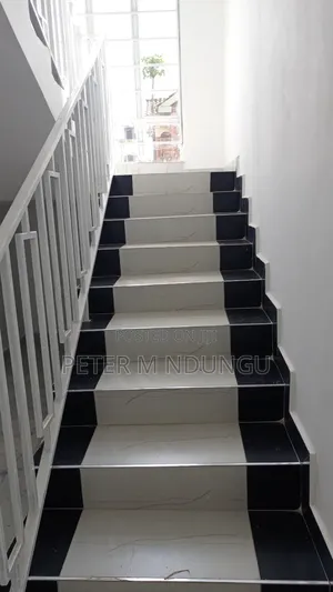 4bdrm Maisonette in Membley for sale