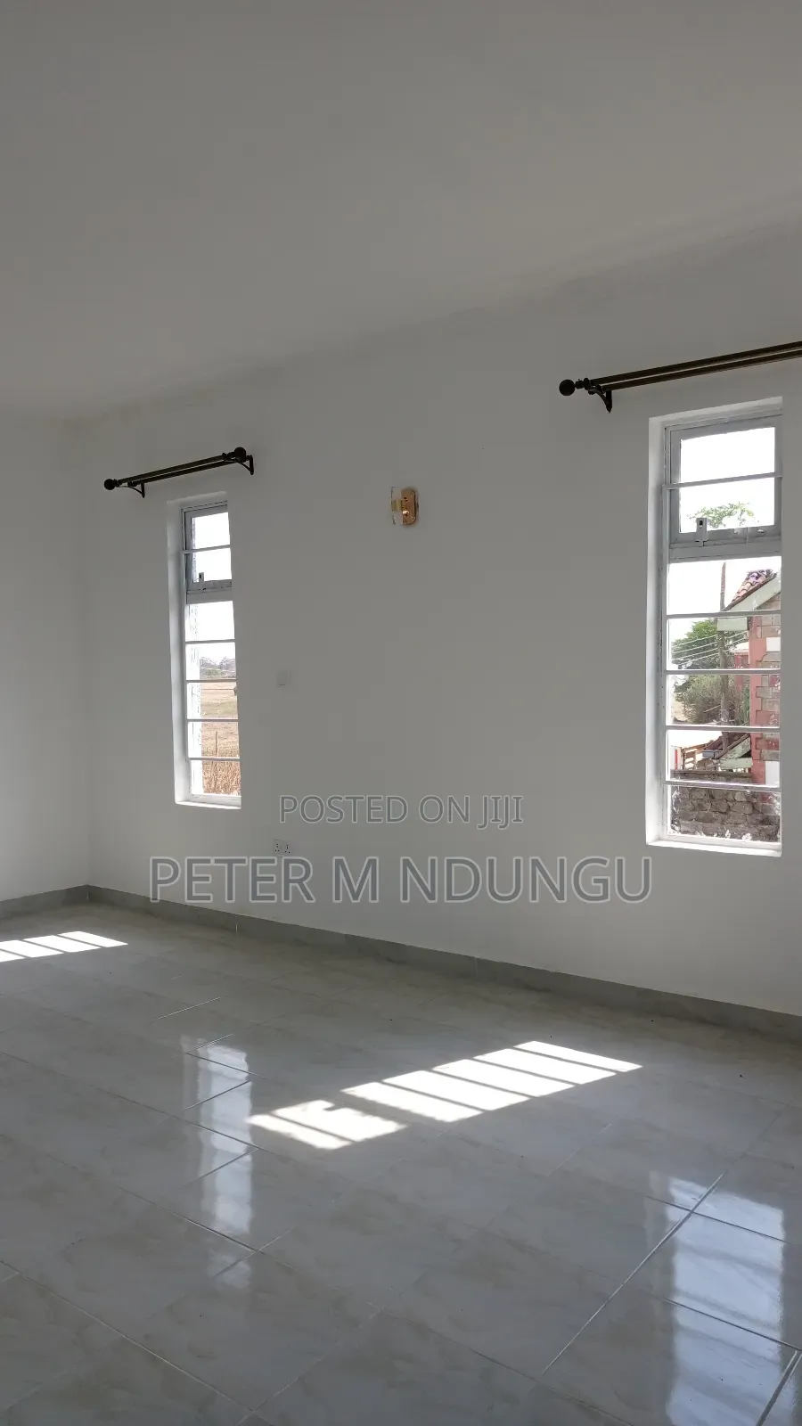 4bdrm Maisonette in Membley for sale