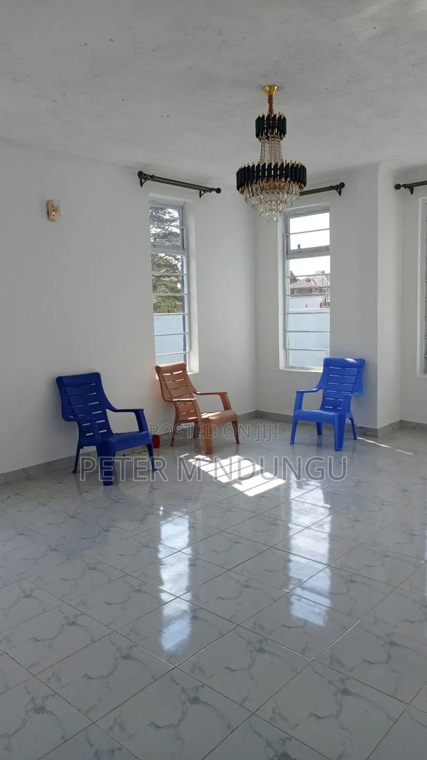 4bdrm Maisonette in Membley for sale - thumbnail 13