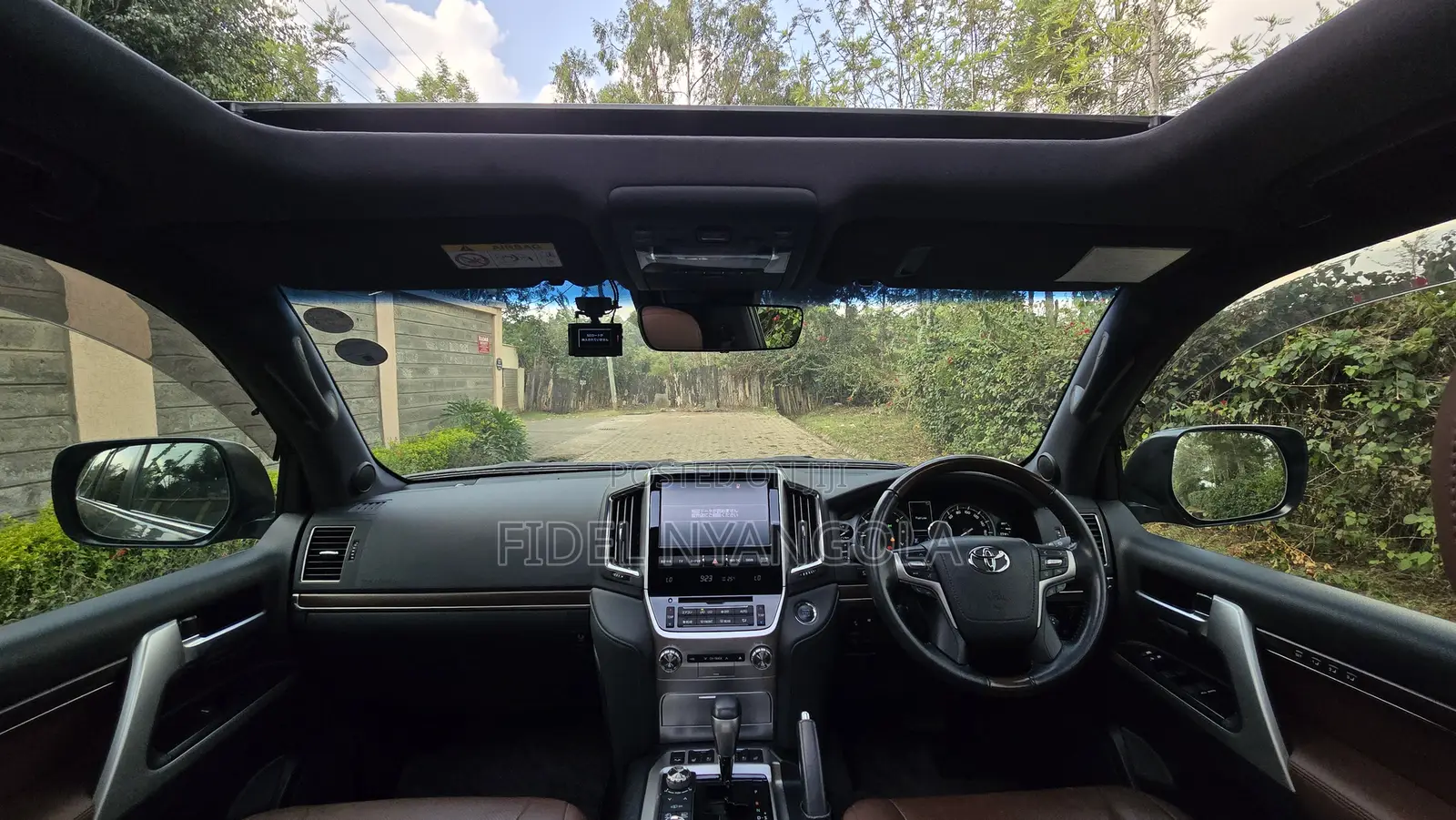 Toyota Land Cruiser 4.6 V8 ZX 2020 Gray