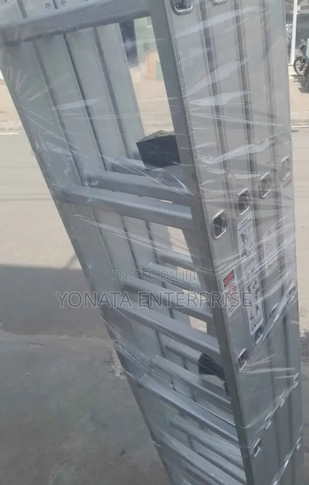 Foldable Aluminum Ladder 4*6 (24ft)