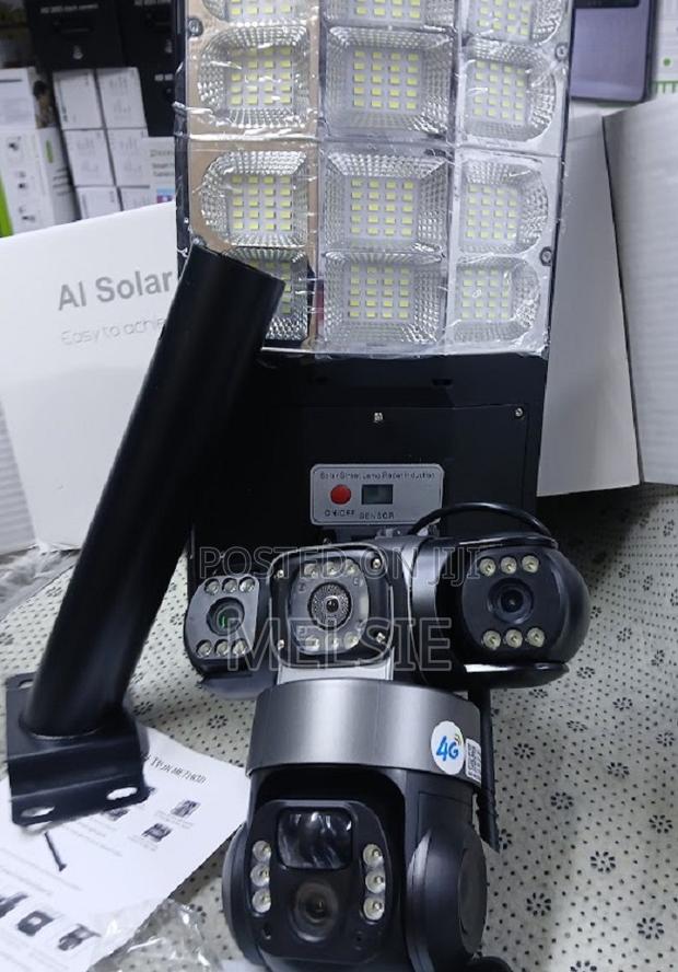 2 in 1 4g V380 Pro Dual Lens Ai Solar Security Camera + Lighting - main view