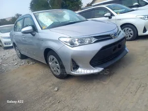 Toyota Axio 1.5 Hybrid 2WD 2019 White