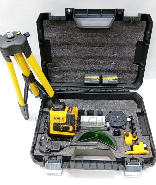 Dewalt Laser Level/Laser Level With Tripod Stand - main view
