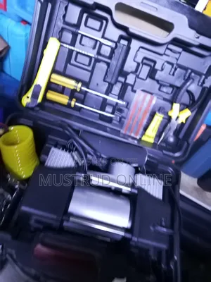 Quality Tyre Inflator / Air Compressor