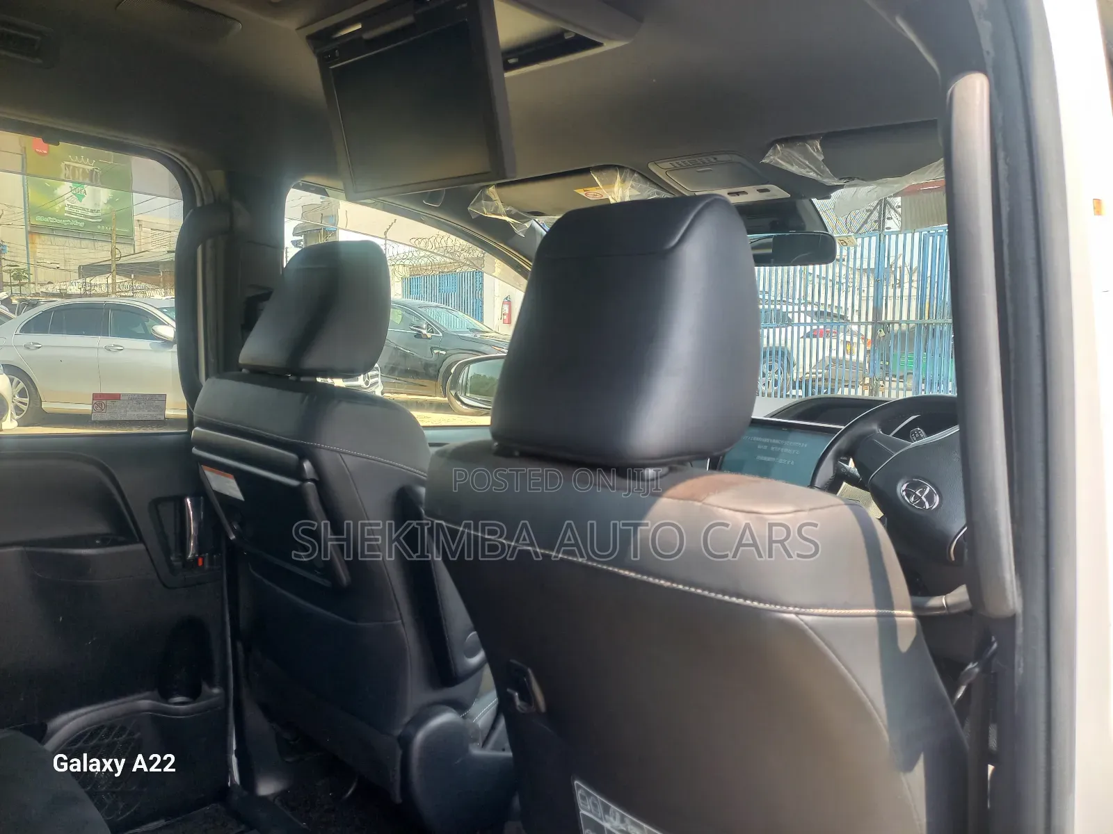 Toyota Noah 2019 White