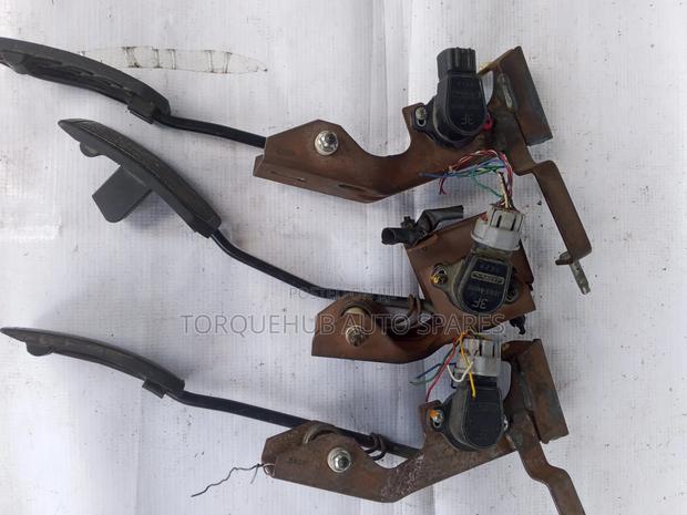 Nissan Xtrail Nt30 Accelerator Pedal