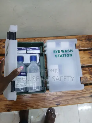 Double Effect Eye Wash Stations In Kenya