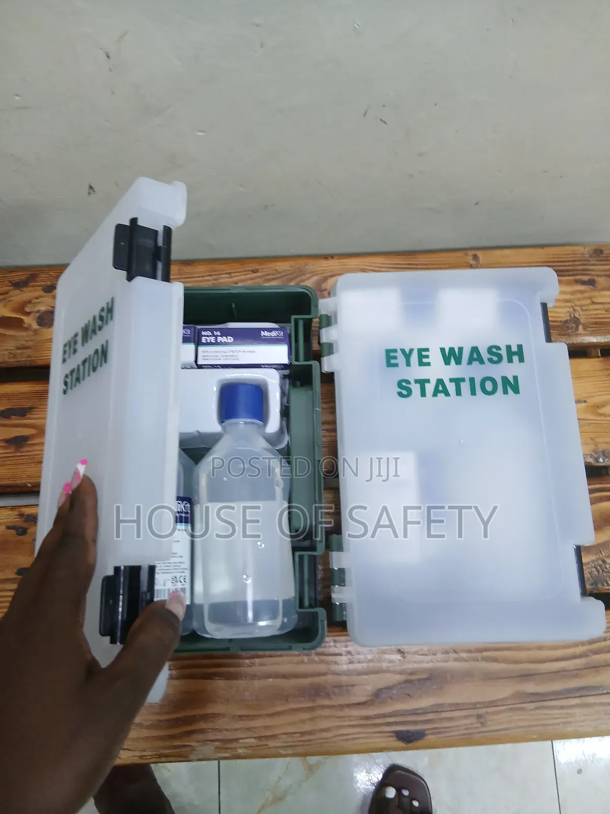 Double Effect Eye Wash Stations In Kenya