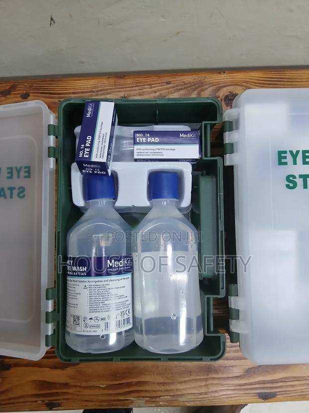 Mountable Emergency Eye Wash - thumbnail 2