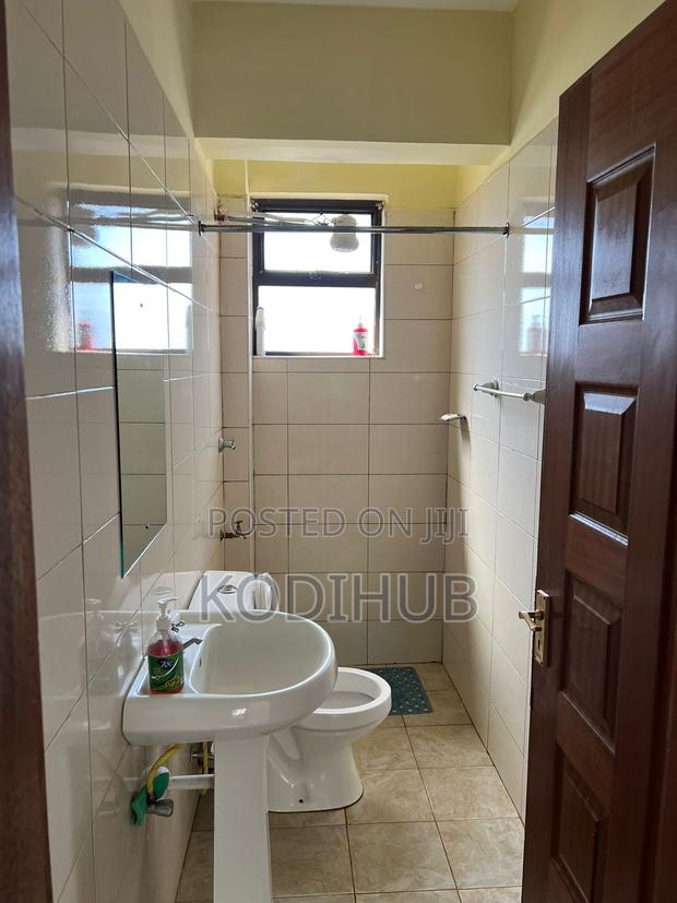 Meru 2 Bedroom Gem BNB - thumbnail 7