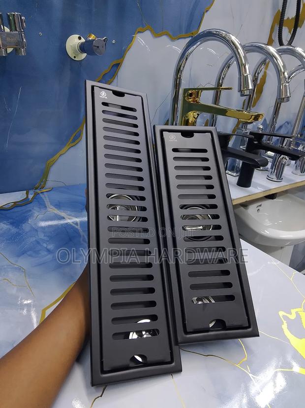 Bathroom Floor Drains (40cm and 30cm) - main view