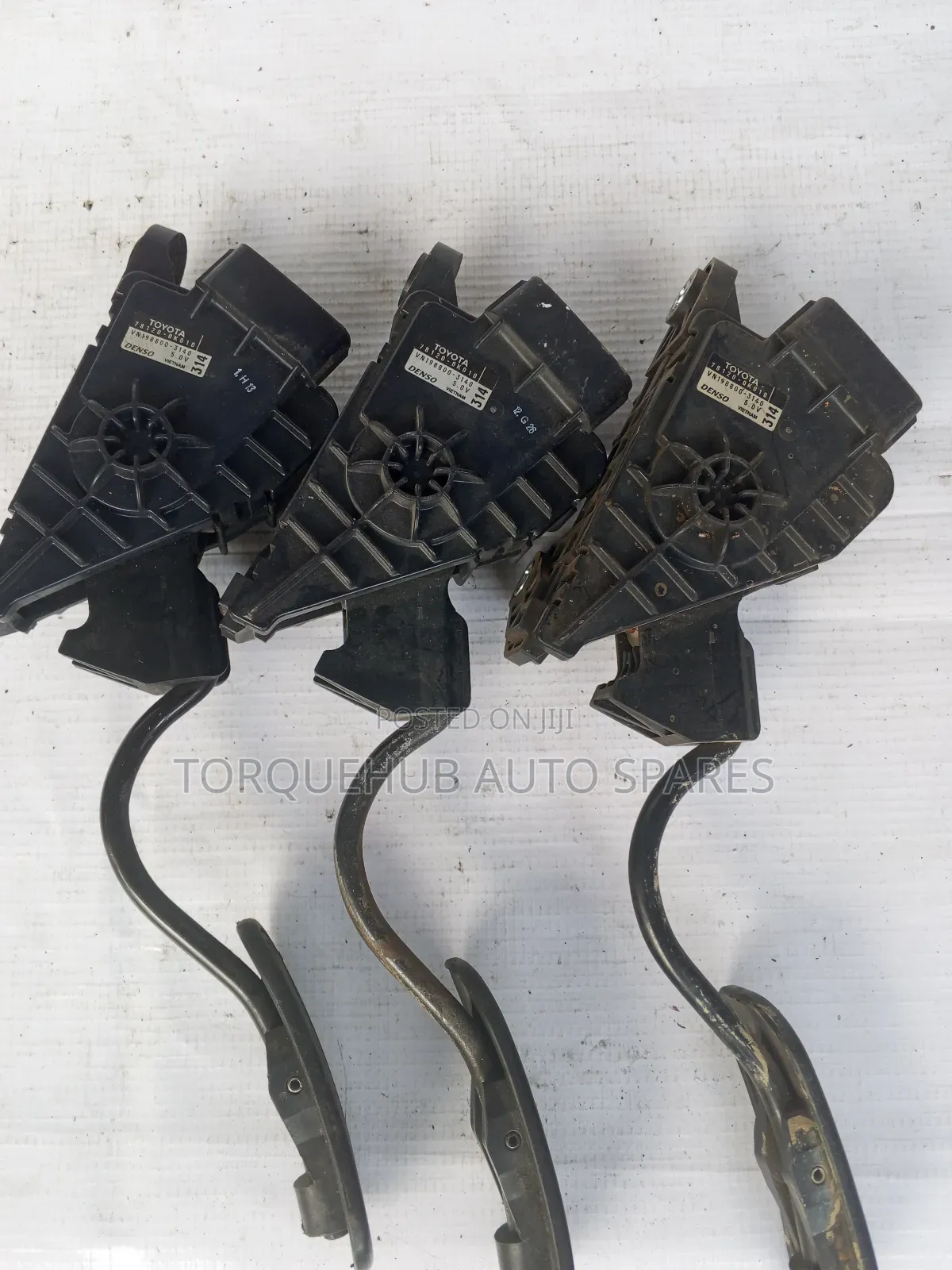 Toyota Hilux 2014 Accelerator Pedal
