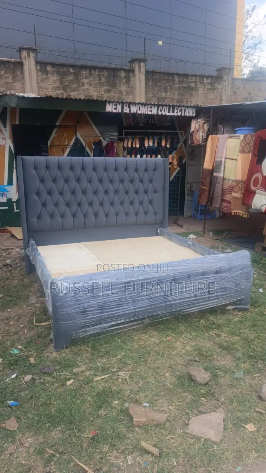 Gray Well Furnished Chester Bed