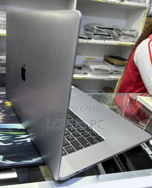 Laptop Apple MacBook Pro 2019 64GB Intel Core I9 SSD 1T - thumbnail 4