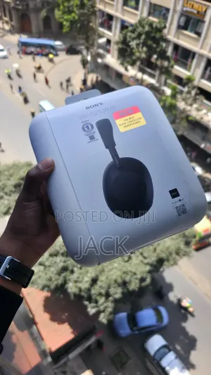 Sony Xm6 Headphones, Slightly Used