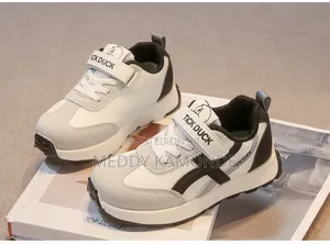 Classy Unisex Babies Sneakers