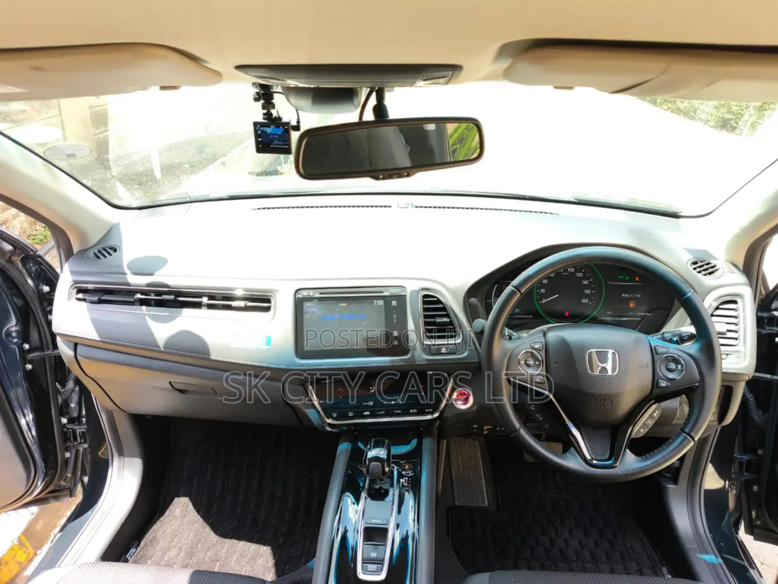 Honda Vezel 1.5 Hybrid 2WD 2018 Blue