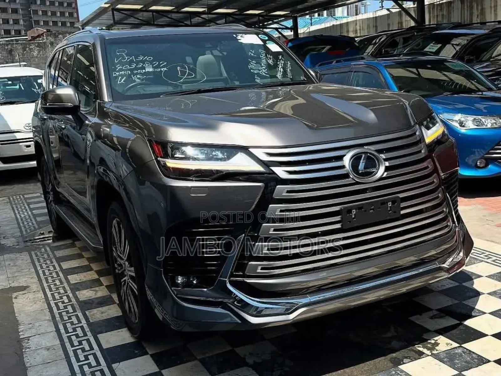 Lexus LX LX 600 2023