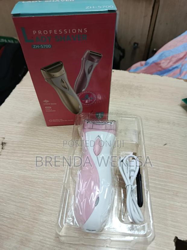 Lady Shaver/Trimmer - thumbnail 4