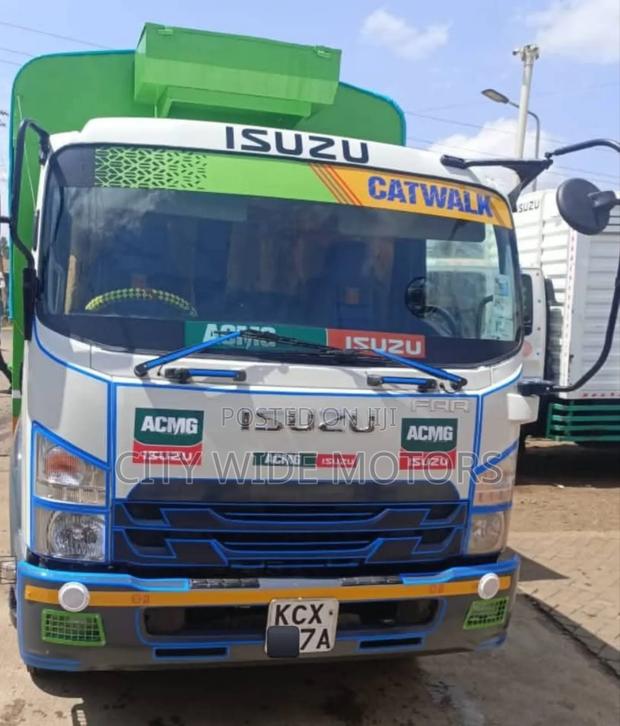 Isuzu FRR 90 - thumbnail 2