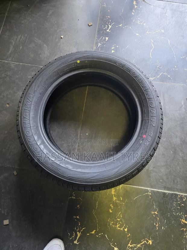 225/55r17 Yokohama Tyre - thumbnail 3