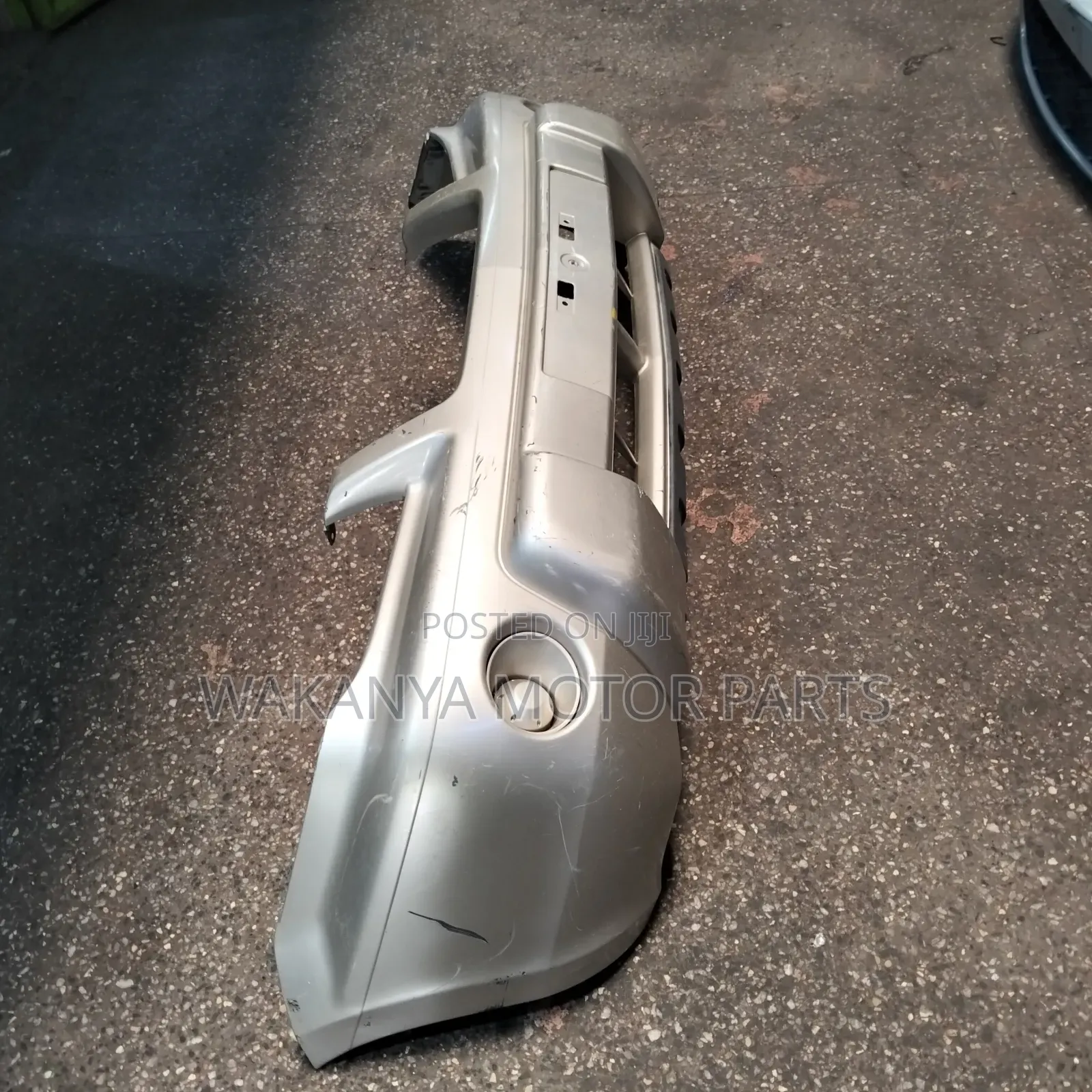 Nissan X-Trail Nt30 Front Bumper With Fog Covers, Clean Ex Japan